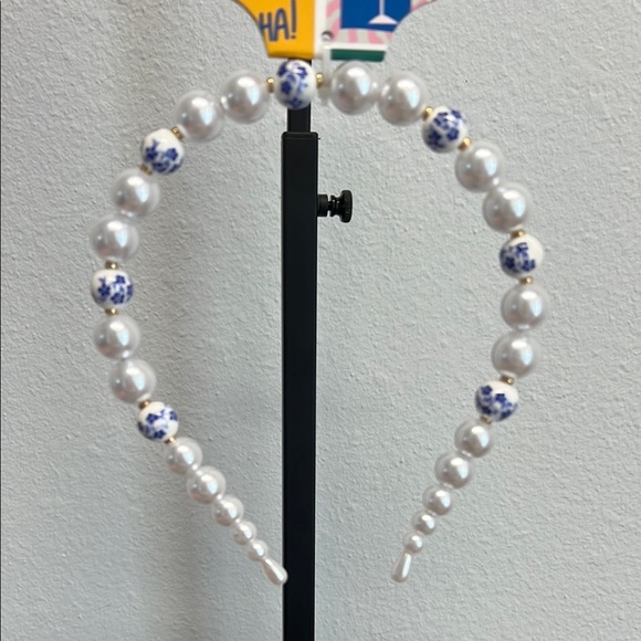 Piper K Pearl & Beaded Headband 🤍💙 - Picture 1 of 6